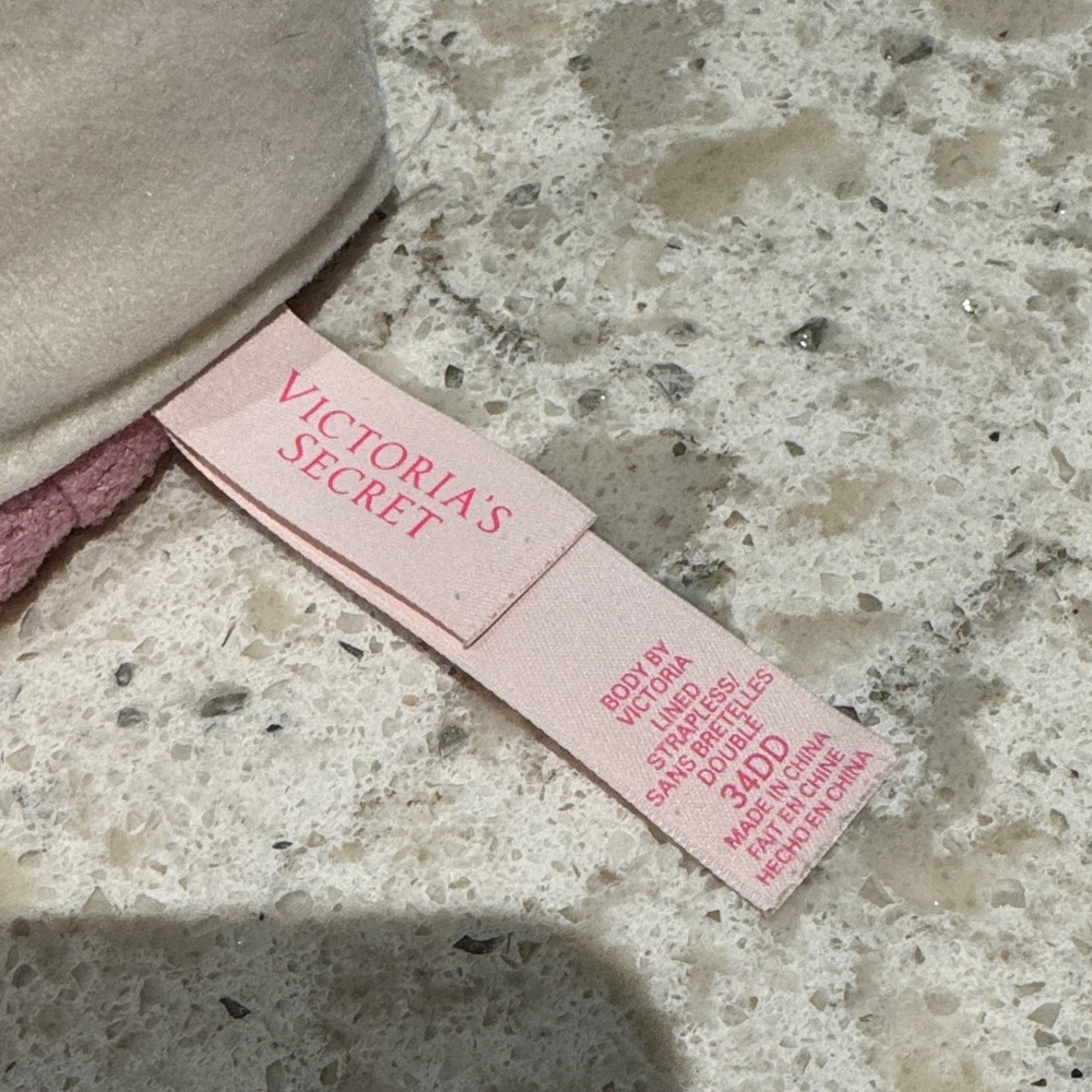 Victoria's Secret Pink Striped and Tan Bras - Picture 4 of 6